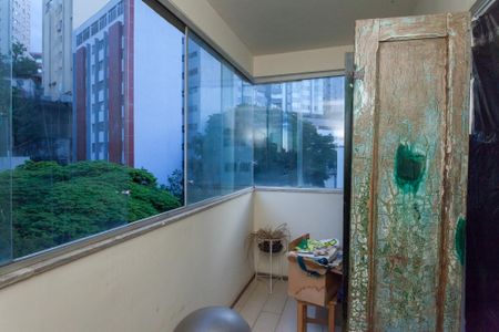 Apartamento para alugar com 180m², 4 quartos e 2 vagas Apartamento para alugar com 180m², 4 quartos e 2 vagasvaranda da suite