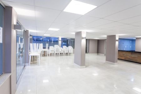 Apartamento para alugar com 180m², 4 quartos e 2 vagas Apartamento para alugar com 180m², 4 quartos e 2 vagasÁrea comum - Salão de festas