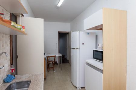 Apartamento para alugar com 180m², 4 quartos e 2 vagas Apartamento para alugar com 180m², 4 quartos e 2 vagasCozinha