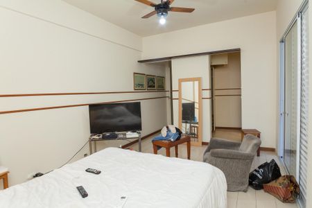 Apartamento para alugar com 180m², 4 quartos e 2 vagas Apartamento para alugar com 180m², 4 quartos e 2 vagassuite