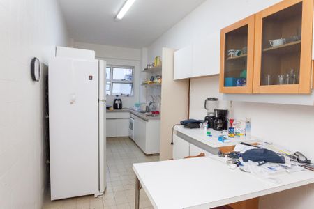 Apartamento para alugar com 180m², 4 quartos e 2 vagas Apartamento para alugar com 180m², 4 quartos e 2 vagasCozinha
