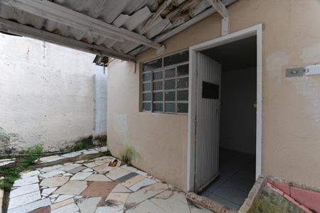 Casa para alugar com 25m², 1 quarto e sem vagaÁrea de serviço