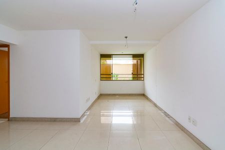 Apartamento à venda com 156m², 2 quartos e 4 vagasSala