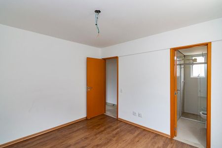 Apartamento à venda com 156m², 2 quartos e 4 vagasSuíte