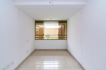 Apartamento à venda com 156m², 2 quartos e 4 vagasSala