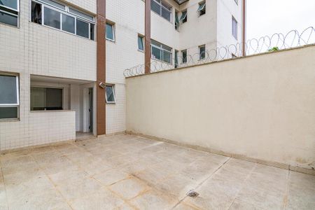 Apartamento à venda com 156m², 2 quartos e 4 vagasÁrea externa