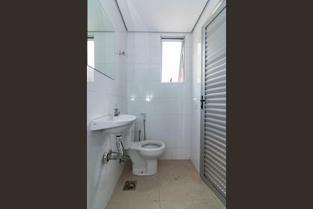 Apartamento à venda com 156m², 2 quartos e 4 vagasBanheiro de serviço