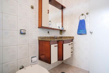 Casa à venda com 184m², 3 quartos e 1 vagaBanheiro
