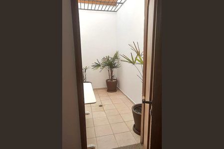 Casa para alugar com 250m², 4 quartos e 2 vagas