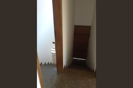 Casa para alugar com 250m², 4 quartos e 2 vagas