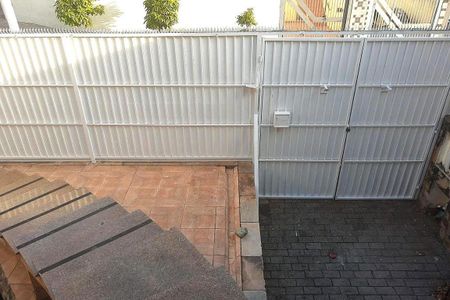 Casa para alugar com 250m², 4 quartos e 2 vagas