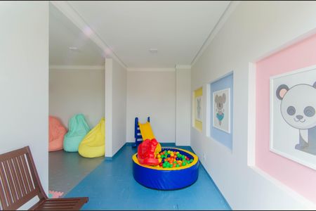 Apartamento para alugar com 32m², 2 quartos e sem vagaÁrea comum - Brinquedoteca