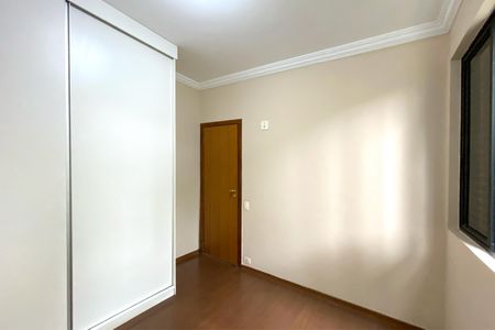 Apartamento à venda com 160m², 4 quartos e 2 vagas