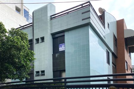 Apartamento à venda com 160m², 4 quartos e 2 vagas