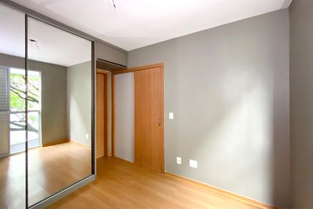 Suite 1 de apartamento para alugar com 2 quartos, 70m² em Santo Antônio, Belo Horizonte