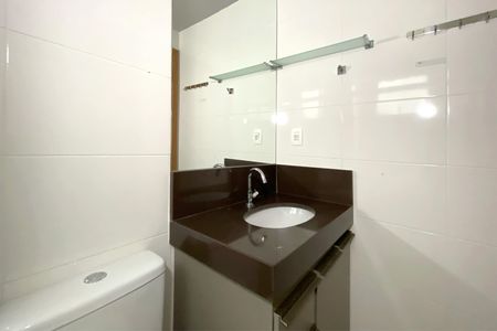 Apartamento para alugar com 70m², 2 quartos e 2 vagasBanheiro da Suíte 1