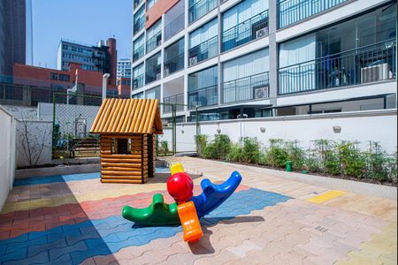 Studio para alugar com 24m², 1 quarto e sem vaga Studio para alugar com 24m², 1 quarto e sem vagaÁrea comum - Playground