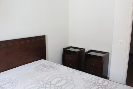 Quarto 1 de casa de condomínio para alugar com 2 quartos, 50m² em Chácara Tropical (caucaia do Alto), Cotia