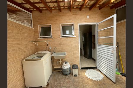 Casa de condomínio para alugar com 50m², 2 quartos e 2 vagas Casa de condomínio para alugar com 50m², 2 quartos e 2 vagasQuintal