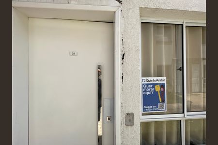 Casa de condomínio para alugar com 50m², 2 quartos e 2 vagas Casa de condomínio para alugar com 50m², 2 quartos e 2 vagasPlaca