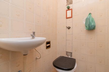 Casa à venda com 175m², 3 quartos e 2 vagasBanheiro 3