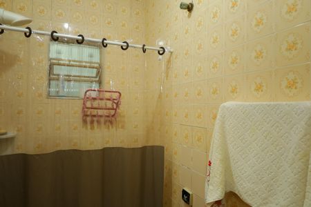 Casa à venda com 170m², 2 quartos e 1 vagaBanheiro 1 - Suíte