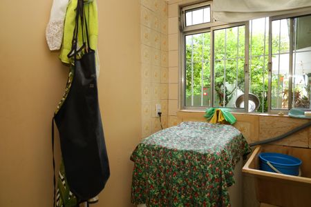 Casa à venda com 170m², 2 quartos e 1 vagaÁrea de Serviço