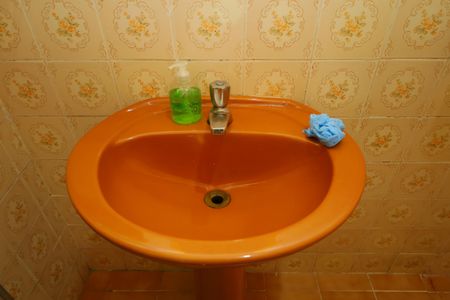 Casa à venda com 170m², 2 quartos e 1 vagaBanheiro 1 - Suíte