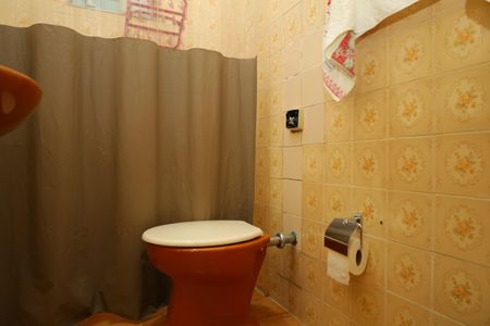 Casa à venda com 170m², 2 quartos e 1 vagaBanheiro 1 - Suíte