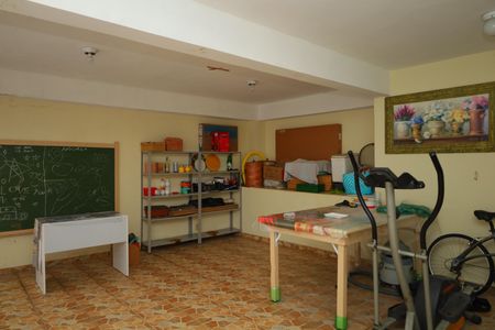 Casa à venda com 170m², 2 quartos e 1 vagaGaragem