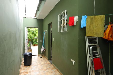 Casa à venda com 170m², 2 quartos e 1 vagaQuintal