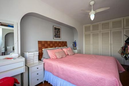 Apartamento à venda com 177m², 3 quartos e 2 vagasSuíte 1