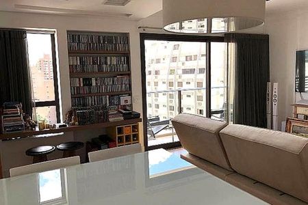 Apartamento à venda com 1 quarto, 57m² em Cambuí, Campinas