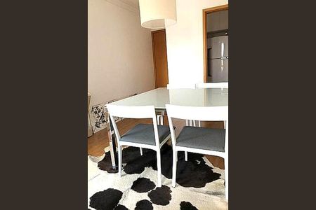 Apartamento à venda com 1 quarto, 57m² em Cambuí, Campinas