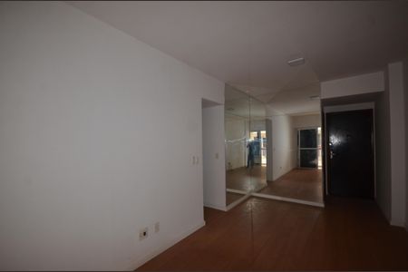 Sala de apartamento para alugar com 2 quartos, 81m² em Praça Seca, Rio de Janeiro