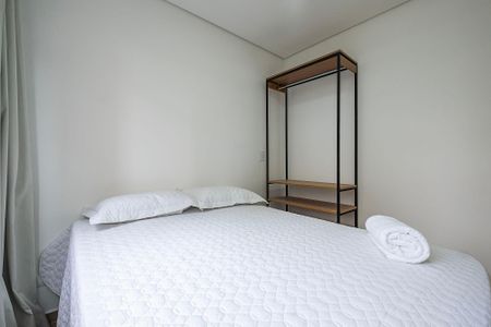 Quarto de apartamento para alugar com 1 quarto, 25m² em Pinheiros, São Paulo