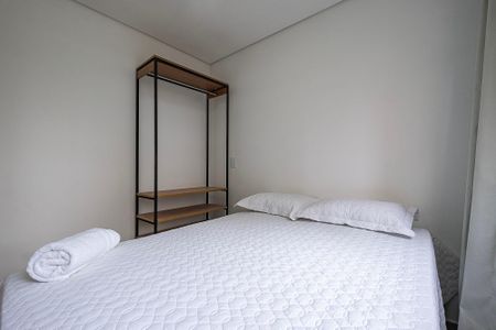 Quarto de apartamento para alugar com 1 quarto, 25m² em Pinheiros, São Paulo