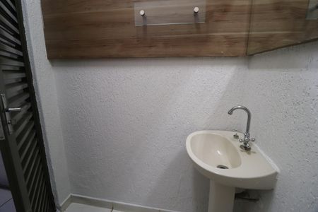 Casa para alugar com 250m², 3 quartos e 4 vagasBanheiro Social