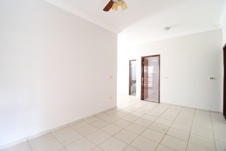 Casa para alugar com 250m², 3 quartos e 4 vagasSala 2