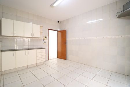 Casa para alugar com 250m², 3 quartos e 4 vagasCopa