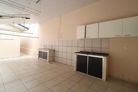 Casa para alugar com 250m², 3 quartos e 4 vagasÁrea de Serviço