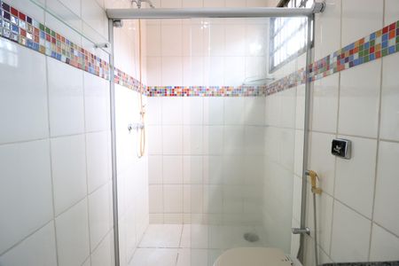 Casa para alugar com 250m², 3 quartos e 4 vagasBanheiro do Quarto 2