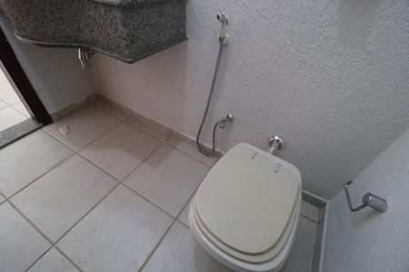 Casa para alugar com 250m², 3 quartos e 4 vagasLavabo