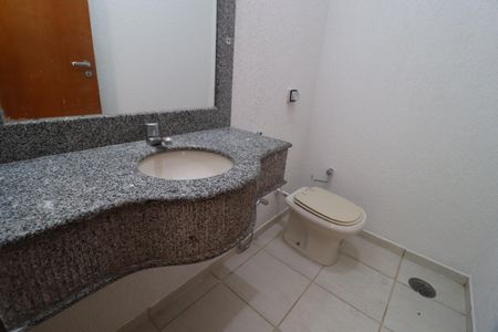 Casa para alugar com 250m², 3 quartos e 4 vagasLavabo