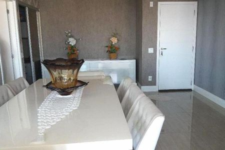 Apartamento à venda com 117m², 3 quartos e 3 vagas