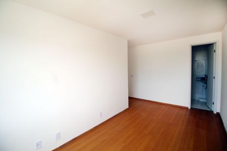 Quaro 1- Suíte de apartamento para alugar com 2 quartos, 59m² em Irajá, Rio de Janeiro