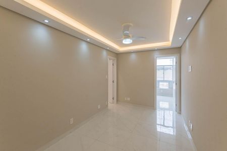 Sala de apartamento à venda com 2 quartos, 60m² em Vila Isabel, Rio de Janeiro