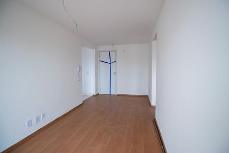 Sala de apartamento para alugar com 2 quartos, 55m² em Irajá, Rio de Janeiro