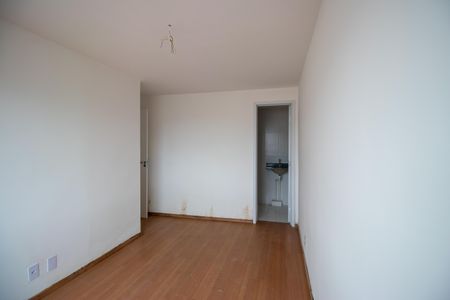 Suíte de apartamento para alugar com 2 quartos, 55m² em Irajá, Rio de Janeiro