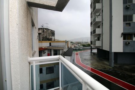 Apartamento para alugar com 52m², 2 quartos e 1 vagaVaranda